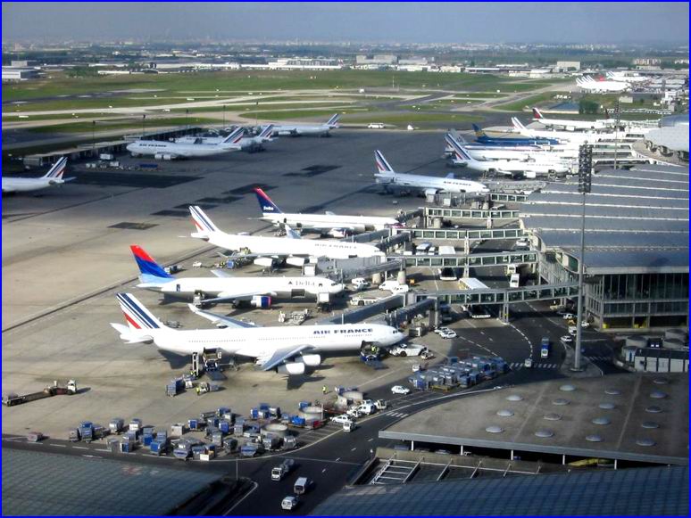 CDG - Charles de Gaulle nemzetközi repülőtér Párizs - SAMSUNG biztonsági kamerák